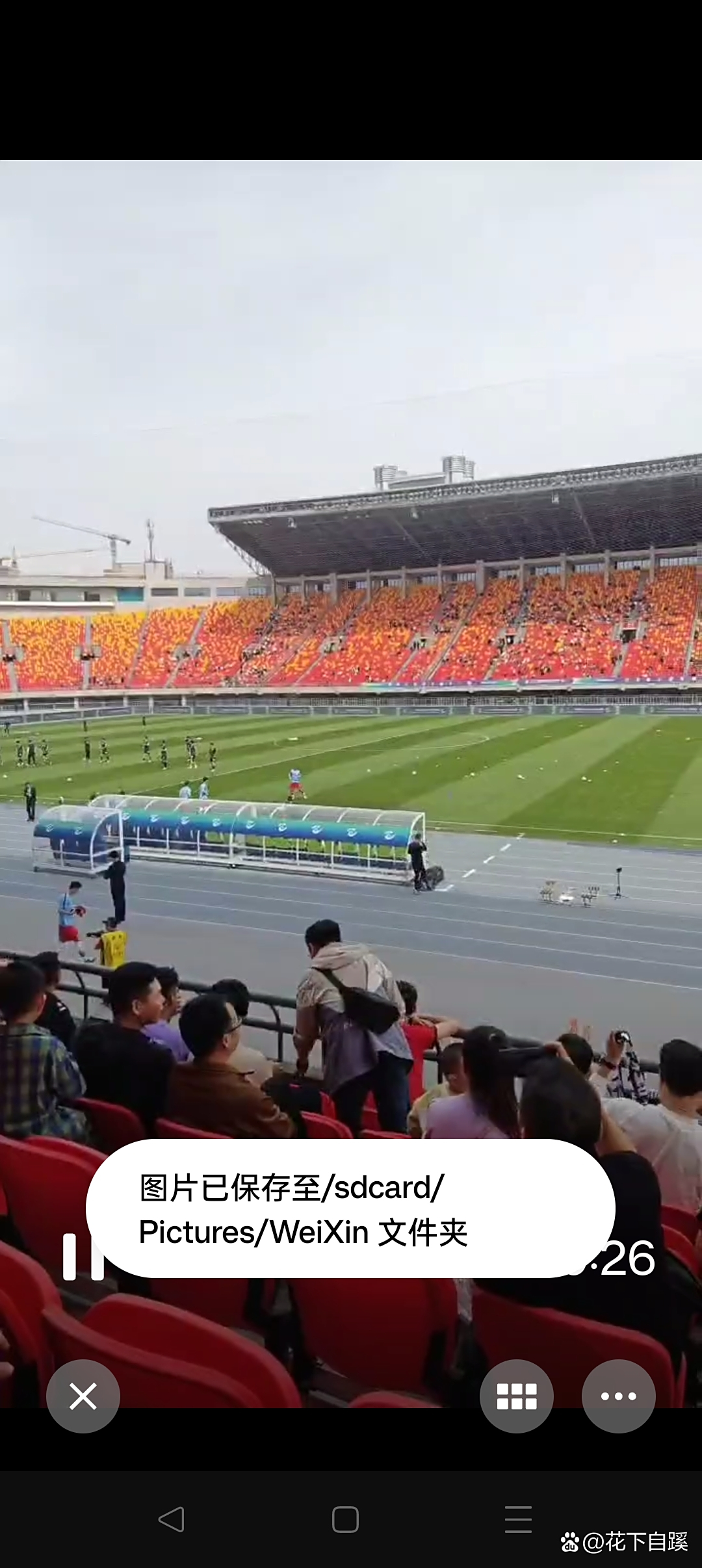 关于热血沸腾的足球赛事掀起观赏热潮的信息